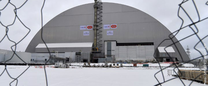 Nouvelle arche de confinement Tchernobyl La France au Japon